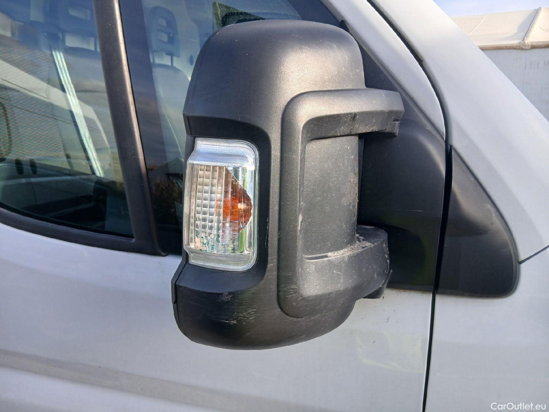  Opel  Movano OPEL  / 2021 / 4P / Furgón Base L2H2 3.5T 2.2 BHDi 88kW #47