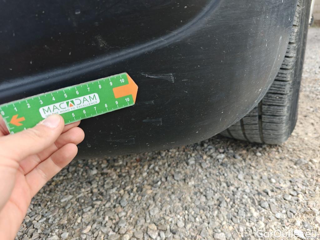  Opel  Vivaro OPEL  / 2019 / 4P / furgón 1.5 Diésel 74kW(100CV)M Std Exp #59