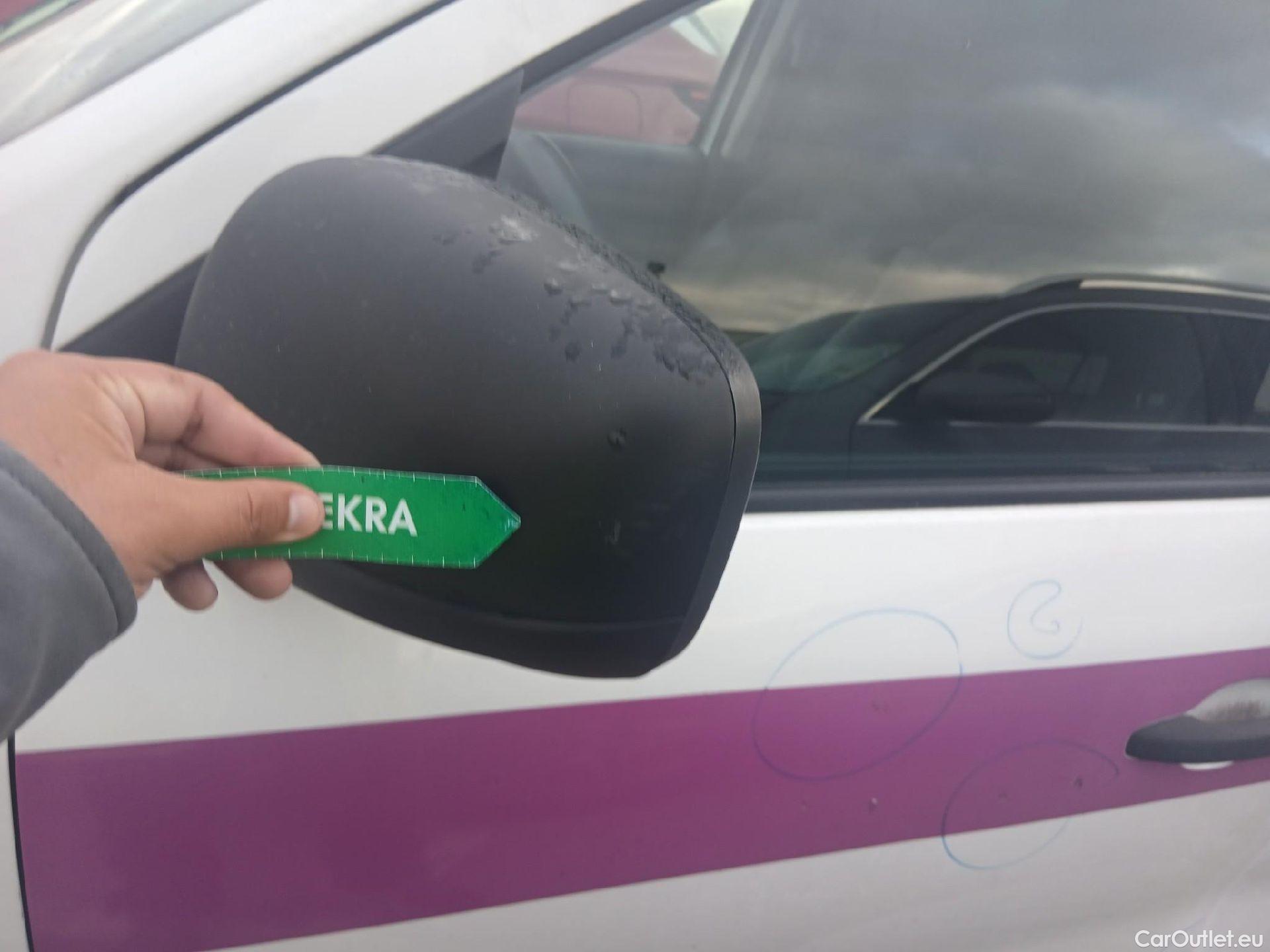  Renault  EXPRESS RENAULT  / 2021 / 4P / furgón derivado de turismo Confort 1.5 Blue dCi 55 kW (75 cv) #26