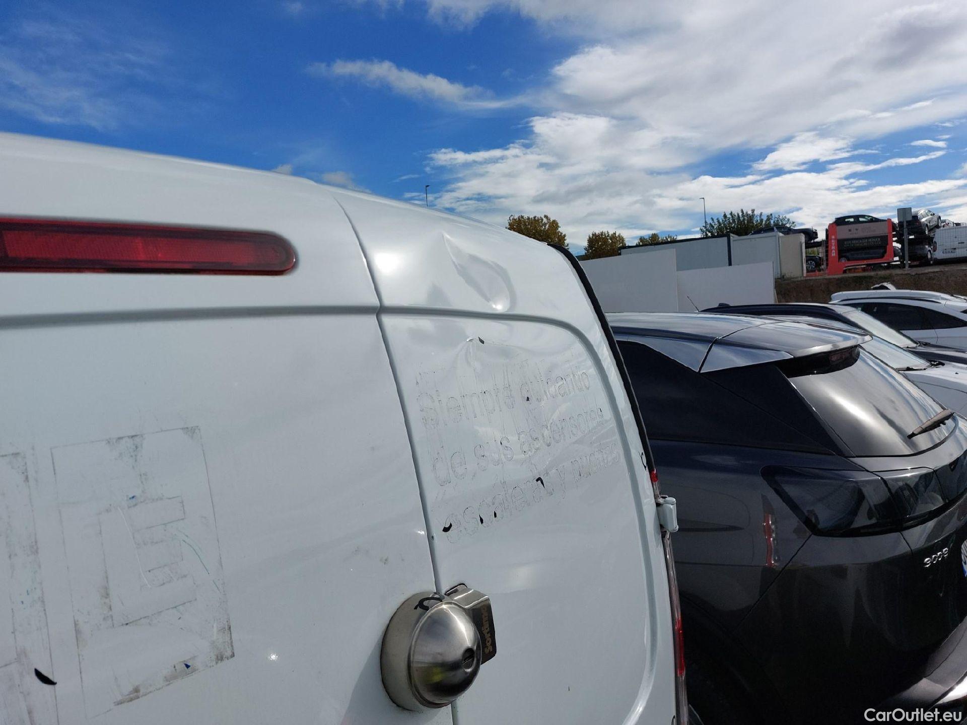  Renault  Kangoo RENAULT  Furgón/2013/3P/furgón derivado de turismo Profesional Blue dCi 70kW (95CV) #21