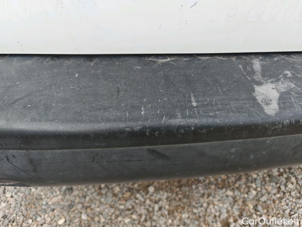  Opel  Vivaro OPEL  / 2019 / 4P / furgón 1.5 Diésel 74kW(100CV)M Std Exp #53