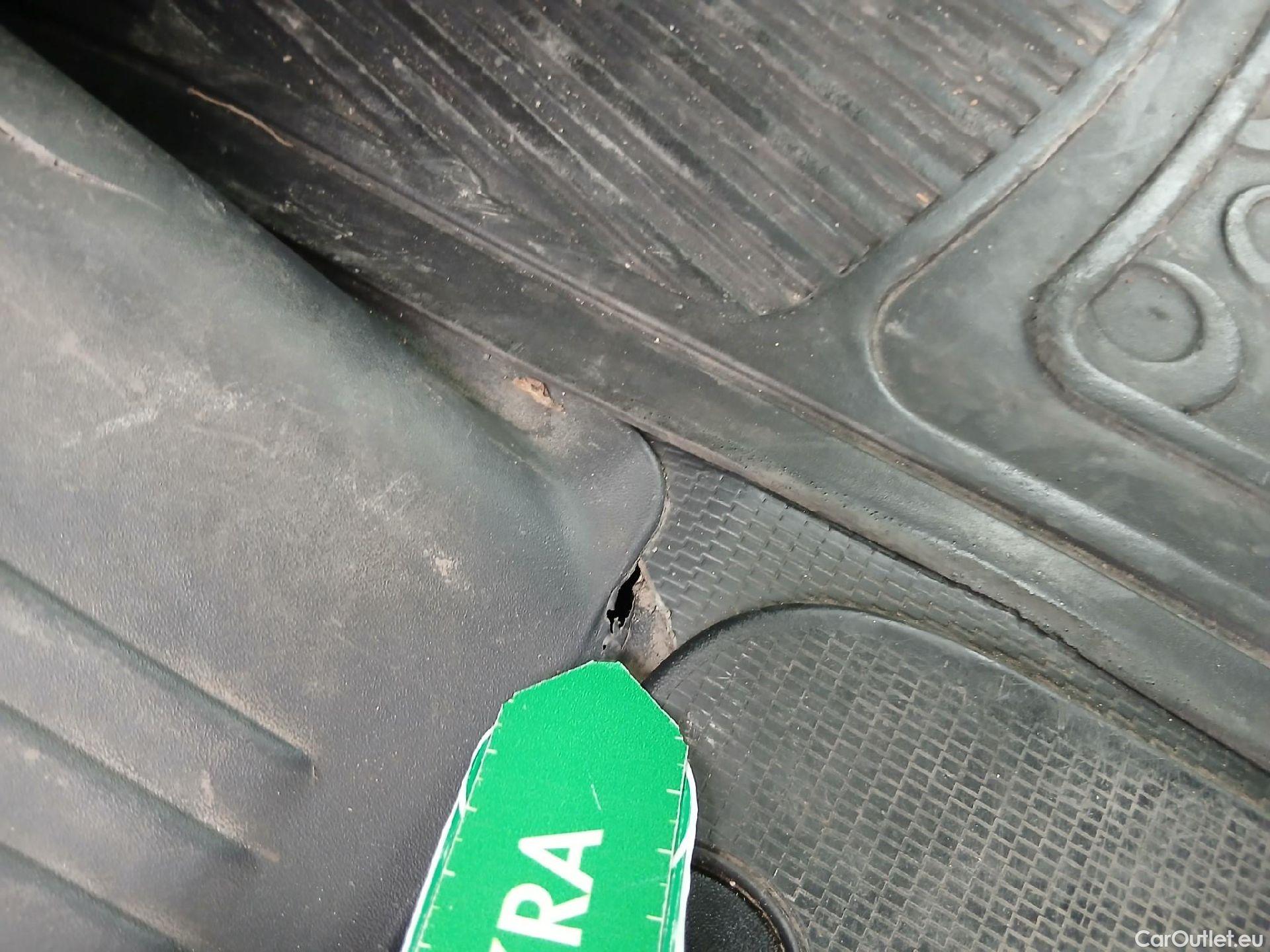  Peugeot  Boxer PEUGEOT  / 2014 / 4P / furgón 333 L2 H1 BHDI 103kW (140CV) S&S 6 V. M (AC) #2