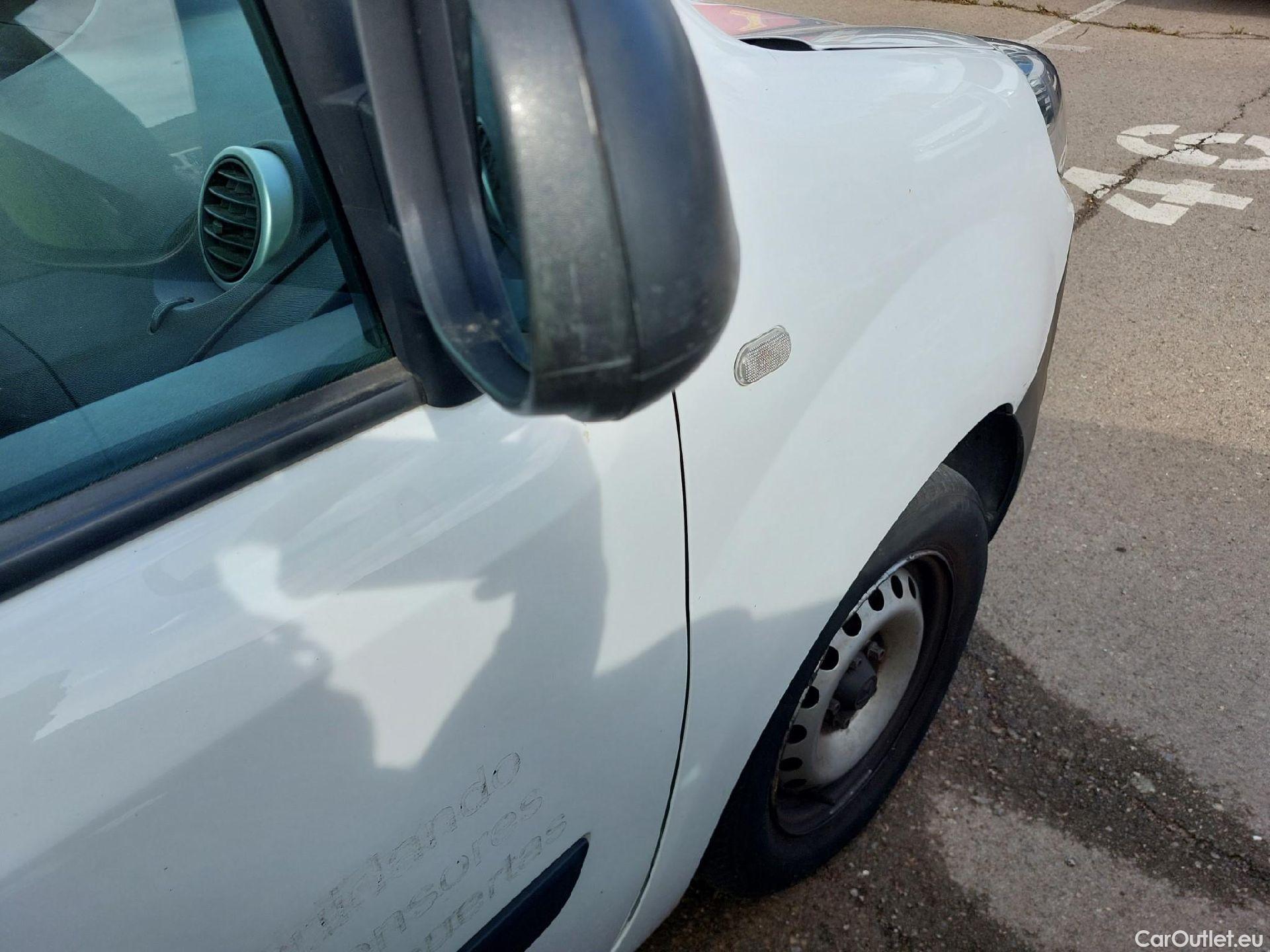  Renault  Kangoo RENAULT  Furgón/2013/3P/furgón derivado de turismo Profesional Blue dCi 70kW (95CV) #33