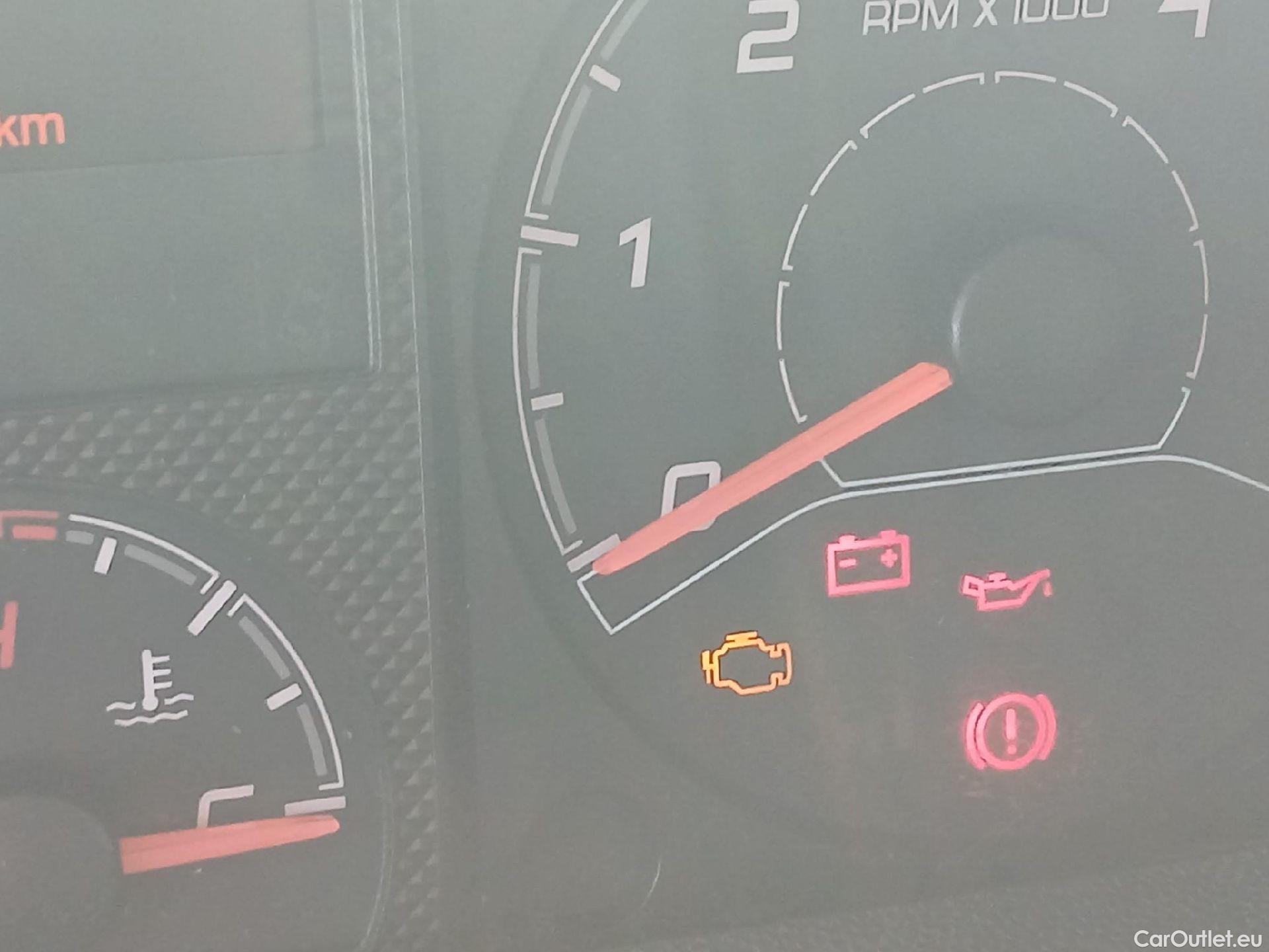  Opel  Movano OPEL  / 2021 / 4P / Furgón Base L2H2 3.5T 2.2 BHDi 88kW #53