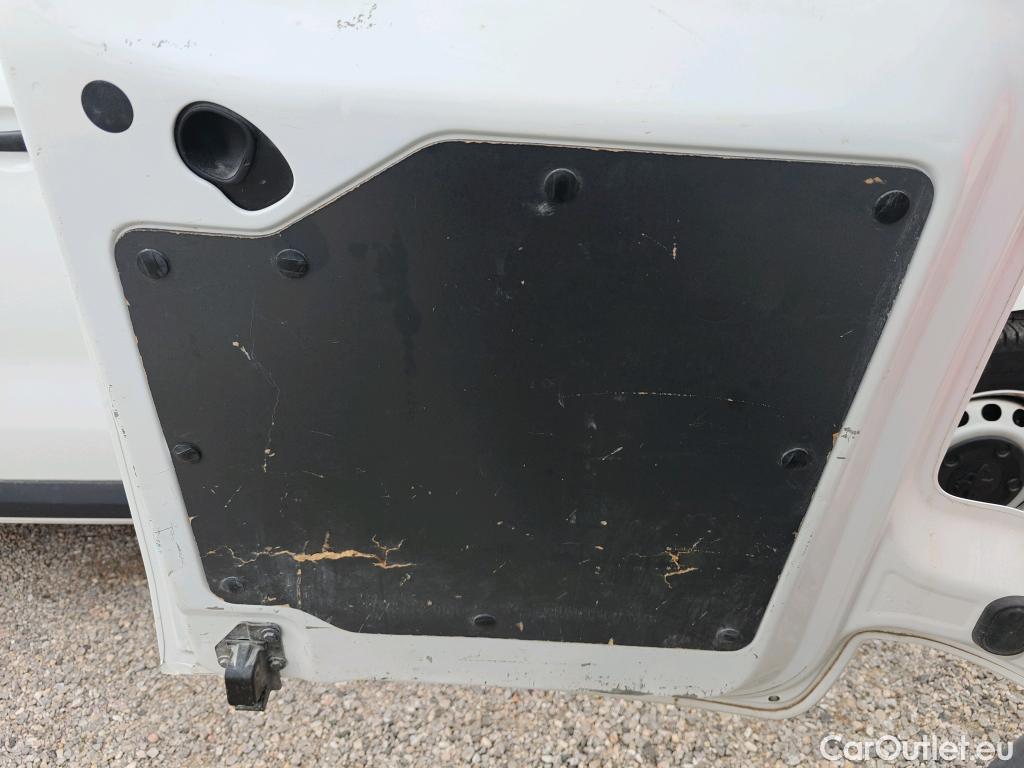  Opel  Vivaro OPEL  / 2019 / 4P / furgón 1.5 Diésel 74kW(100CV)M Std Exp #13