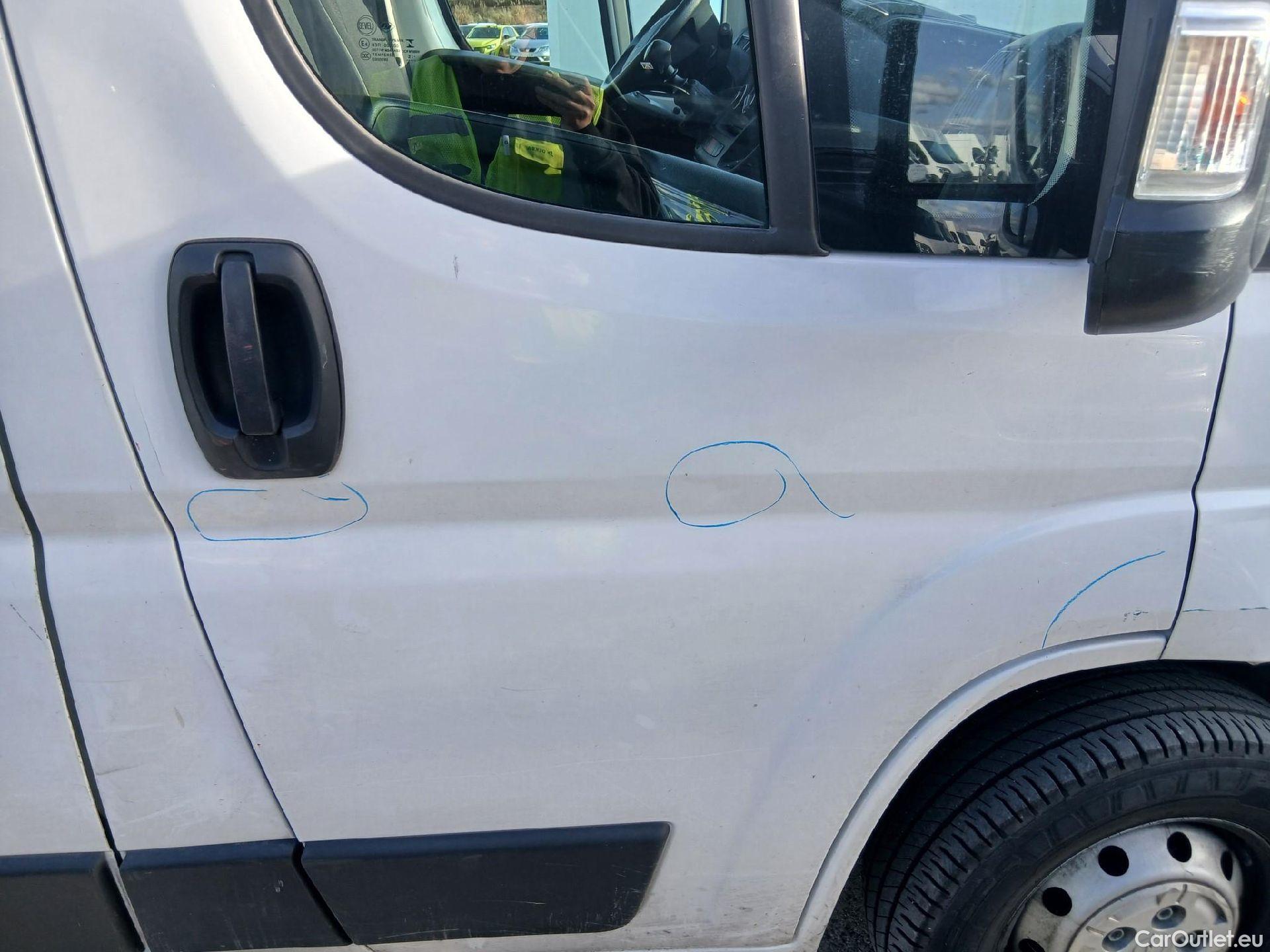  Opel  Movano OPEL  / 2021 / 4P / Furgón Base L2H2 3.5T 2.2 BHDi 88kW #49