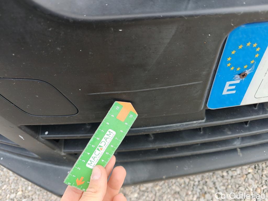  Opel  Vivaro OPEL  / 2019 / 4P / furgón 1.5 Diésel 74kW(100CV)M Std Exp #58