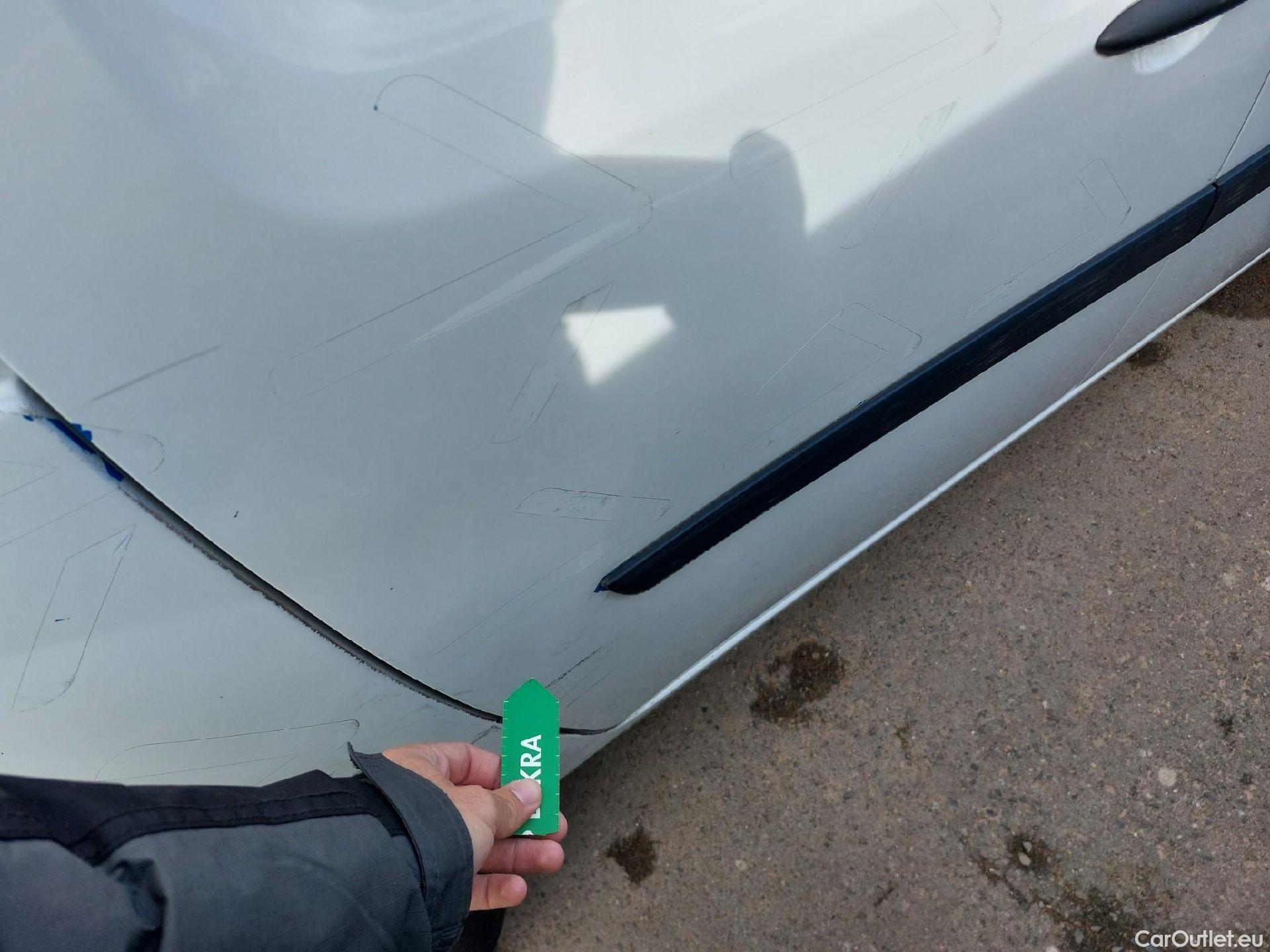  Renault  Kangoo RENAULT  Furgón/2013/3P/furgón derivado de turismo Profesional Blue dCi 70kW (95CV) #25