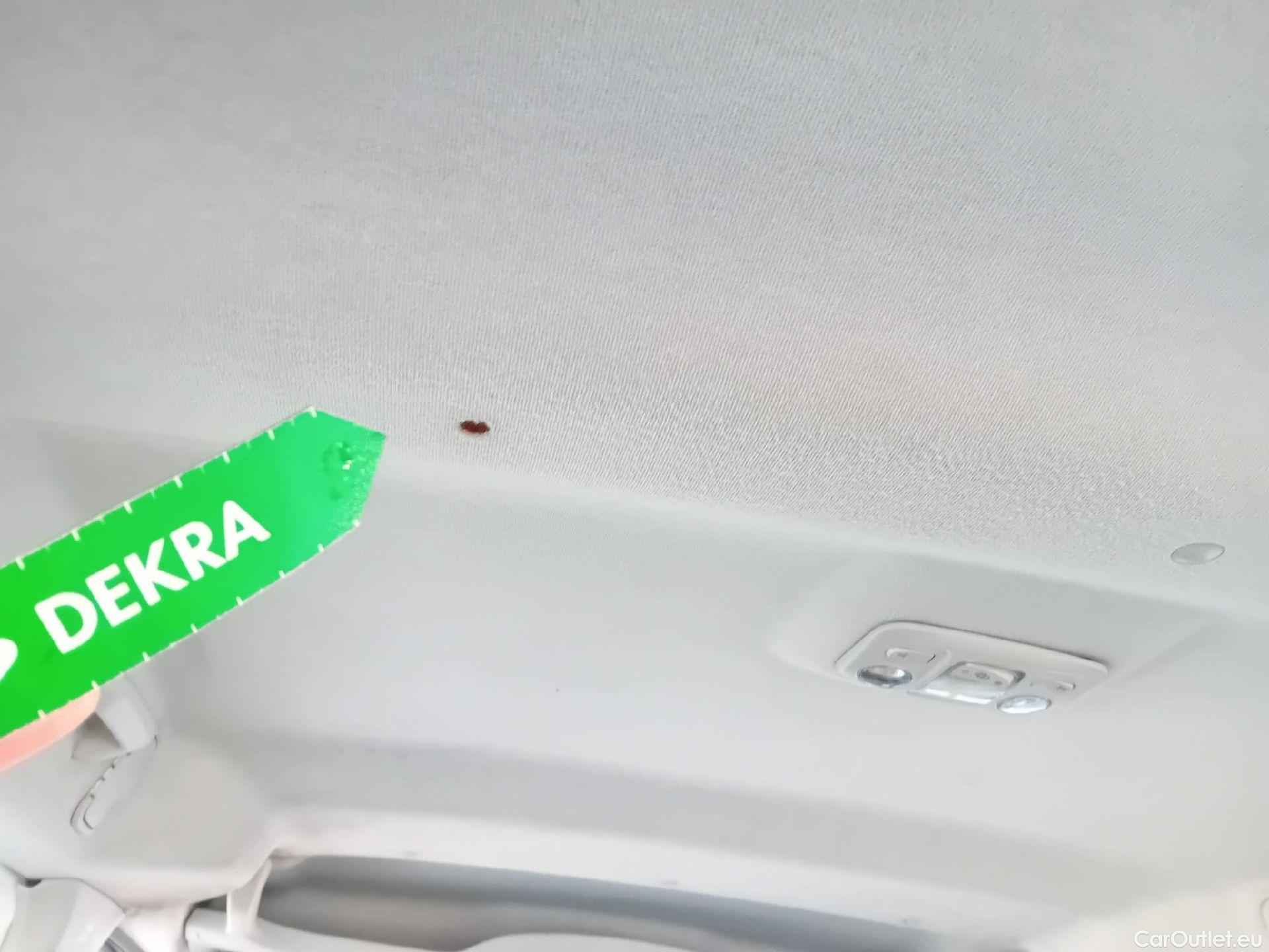  Opel  Combo OPEL  Life / 2018 / 4P / combi 1.5 TD 75kW (100CV) S/S Expression L (combi) (CX) #15