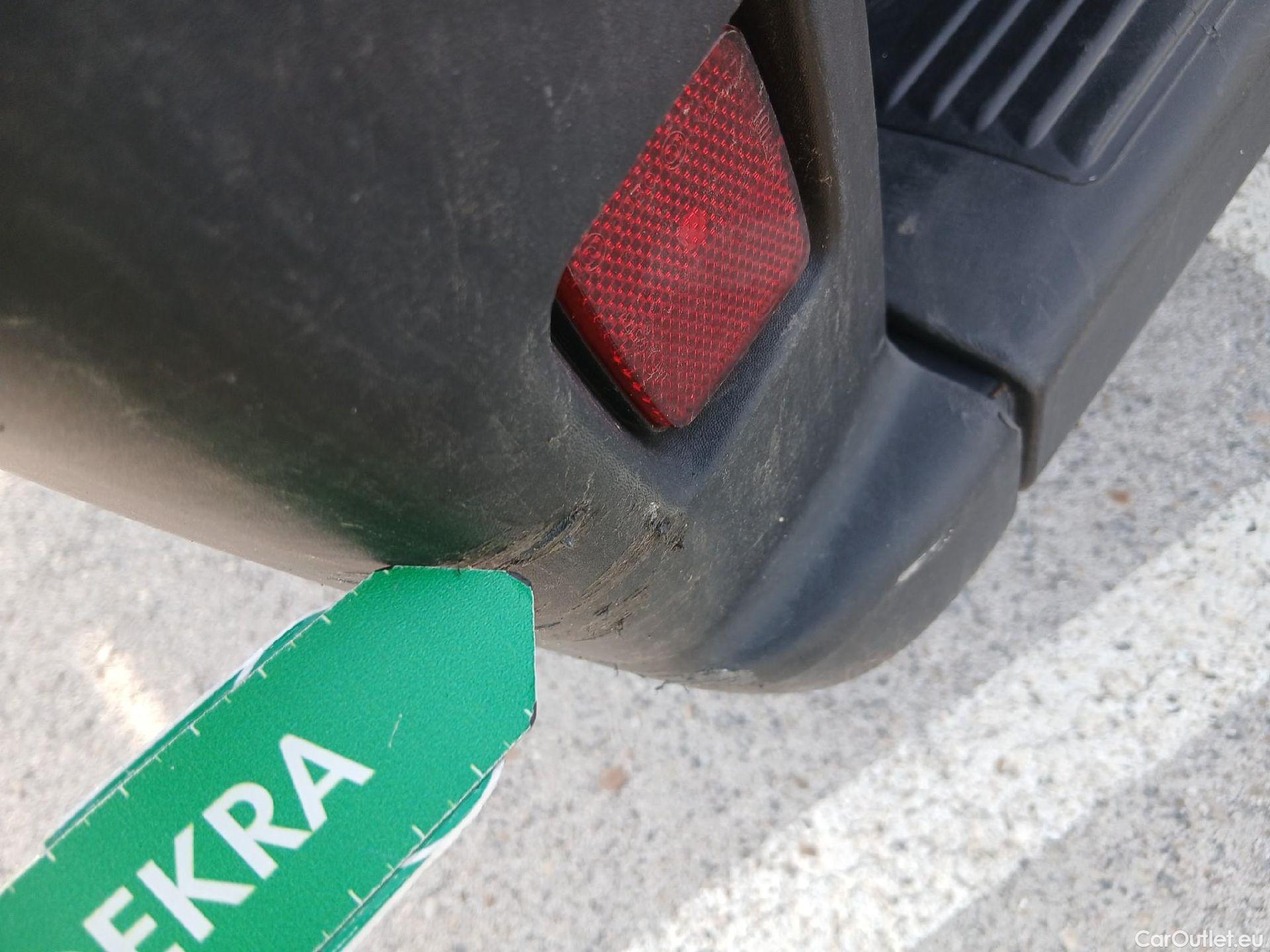  Opel  Movano OPEL  / 2021 / 4P / Furgón Base L2H2 3.5T 2.2 BHDi 88kW #32