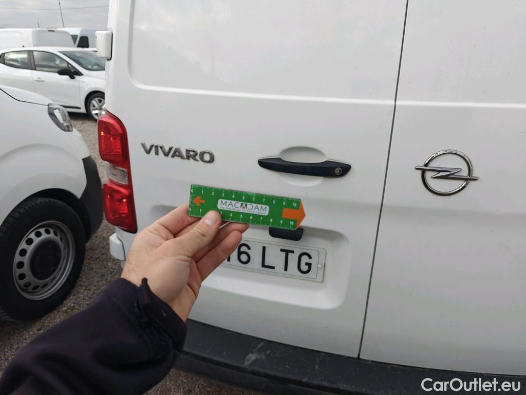  Opel  Vivaro OPEL  / 2019 / 4P / furgón 1.5 Diésel 74kW(100CV)M Std Exp #24