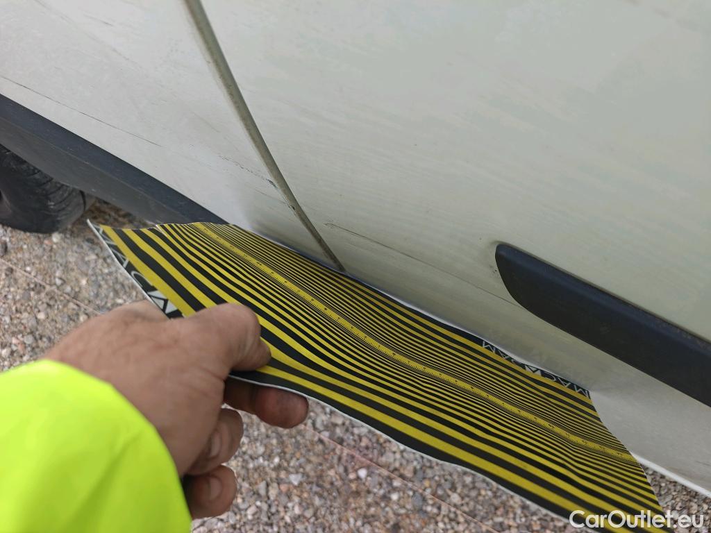  Nissan  NV200 NISSAN NV250 / 2019 / 4P / furgón 3pl 1.5dCi 70 kW (95 CV) L2H1 ÓPTIMA #29