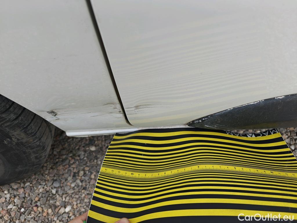  Opel  Vivaro OPEL  / 2019 / 4P / furgón 1.5 Diésel 74kW(100CV)M Std Exp #15