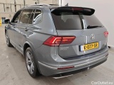  Volkswagen  Tiguan Volkswagen  Allspace 1.5 TSI DSG Highline Business R 7 Persoons, Pano #8
