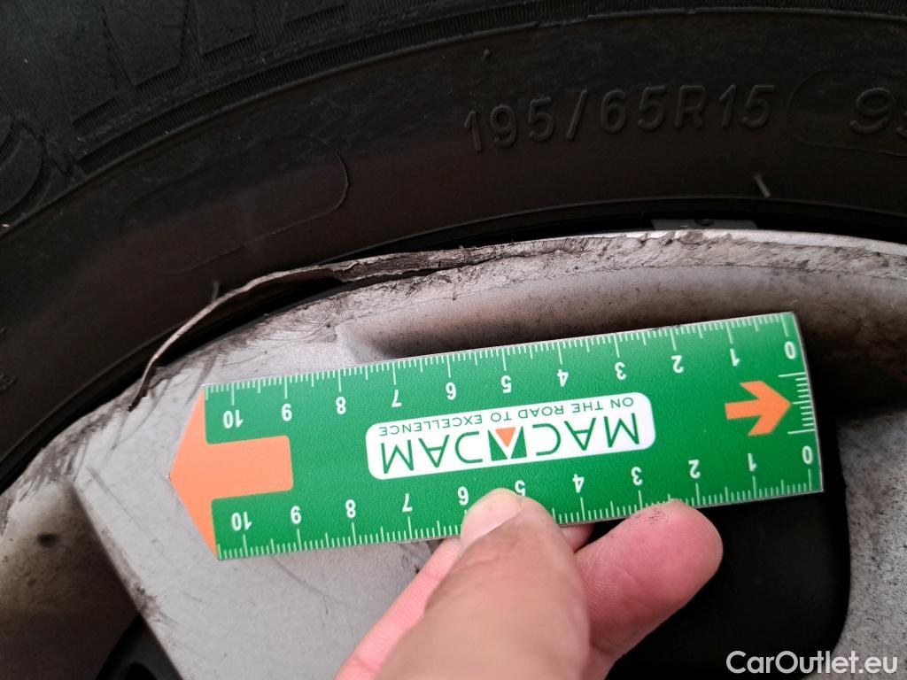  Renault  Kangoo  II Express Maxi Extra (Série Spéciale) 1.5 dCi 95CV BVM6 E6dT #32