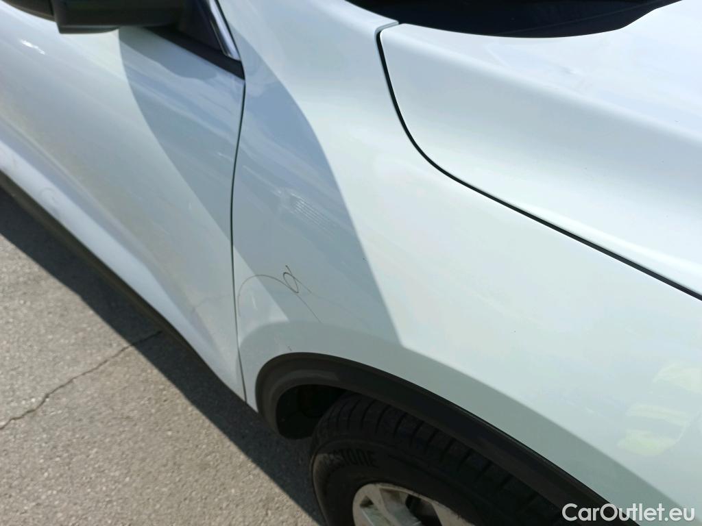  Ford  Kuga FORD  / 2019 / 5P / todoterreno Titanium 1.5T EcoBoost 88kW (120CV) #17