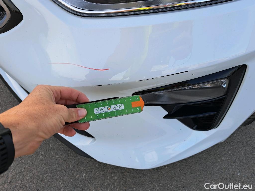  KIA  Cee'd KIA Ceed / 2018 / 5P / berlina con portón 1.6 MHEV iMT 100kW (136CV) Drive #31