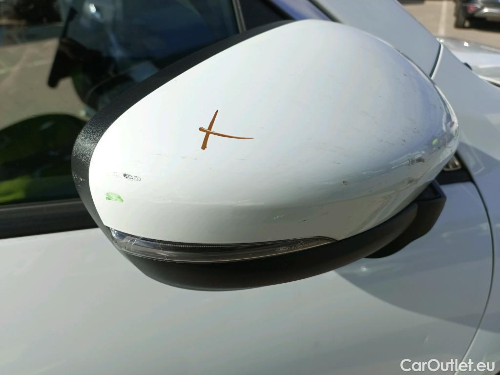  Ford  Kuga FORD  / 2019 / 5P / todoterreno Titanium 1.5T EcoBoost 88kW (120CV) #38