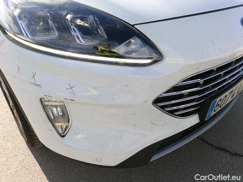  Ford  Kuga FORD  / 2019 / 5P / todoterreno Titanium 1.5T EcoBoost 88kW (120CV) #26