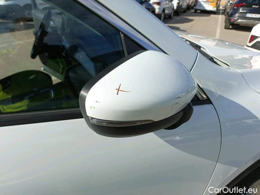  Ford  Kuga FORD  / 2019 / 5P / todoterreno Titanium 1.5T EcoBoost 88kW (120CV) #37