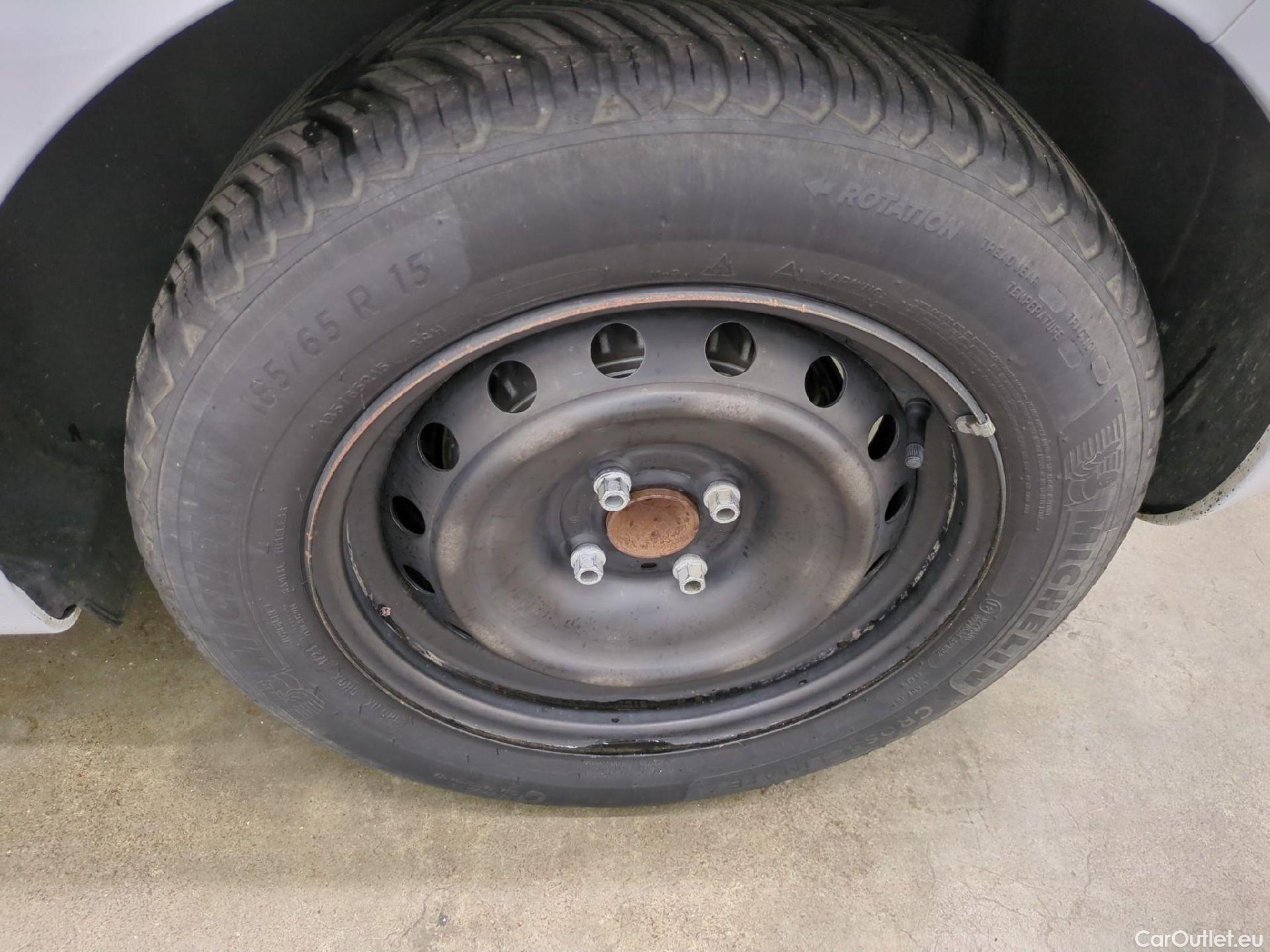  Renault  Clio  V Société Air Nav 1.5 dCi 100CV BVM6 E6d #14