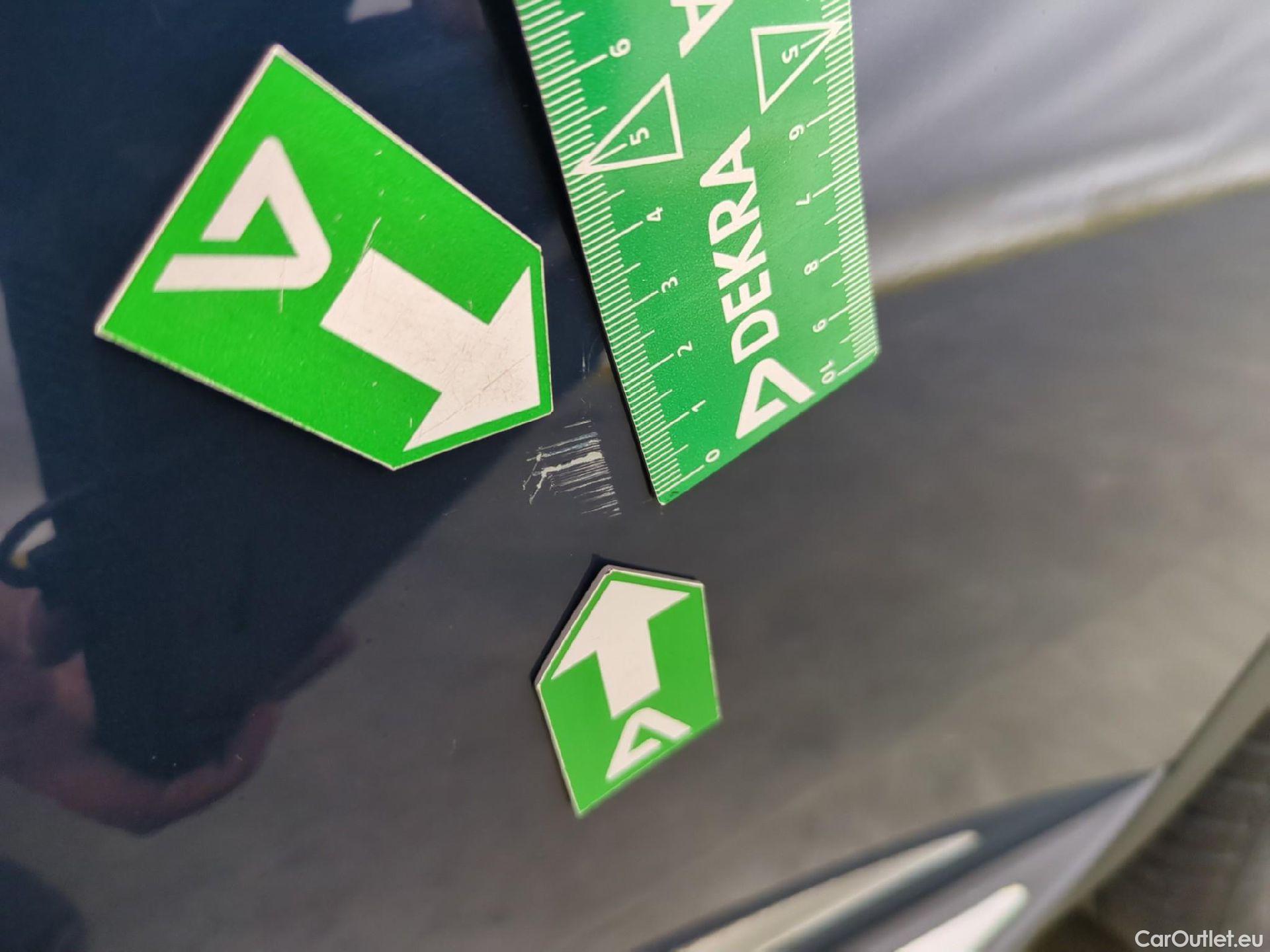  Peugeot  3008  Allure Pack 1.5 HDi 130CV BVA8 E6d #34