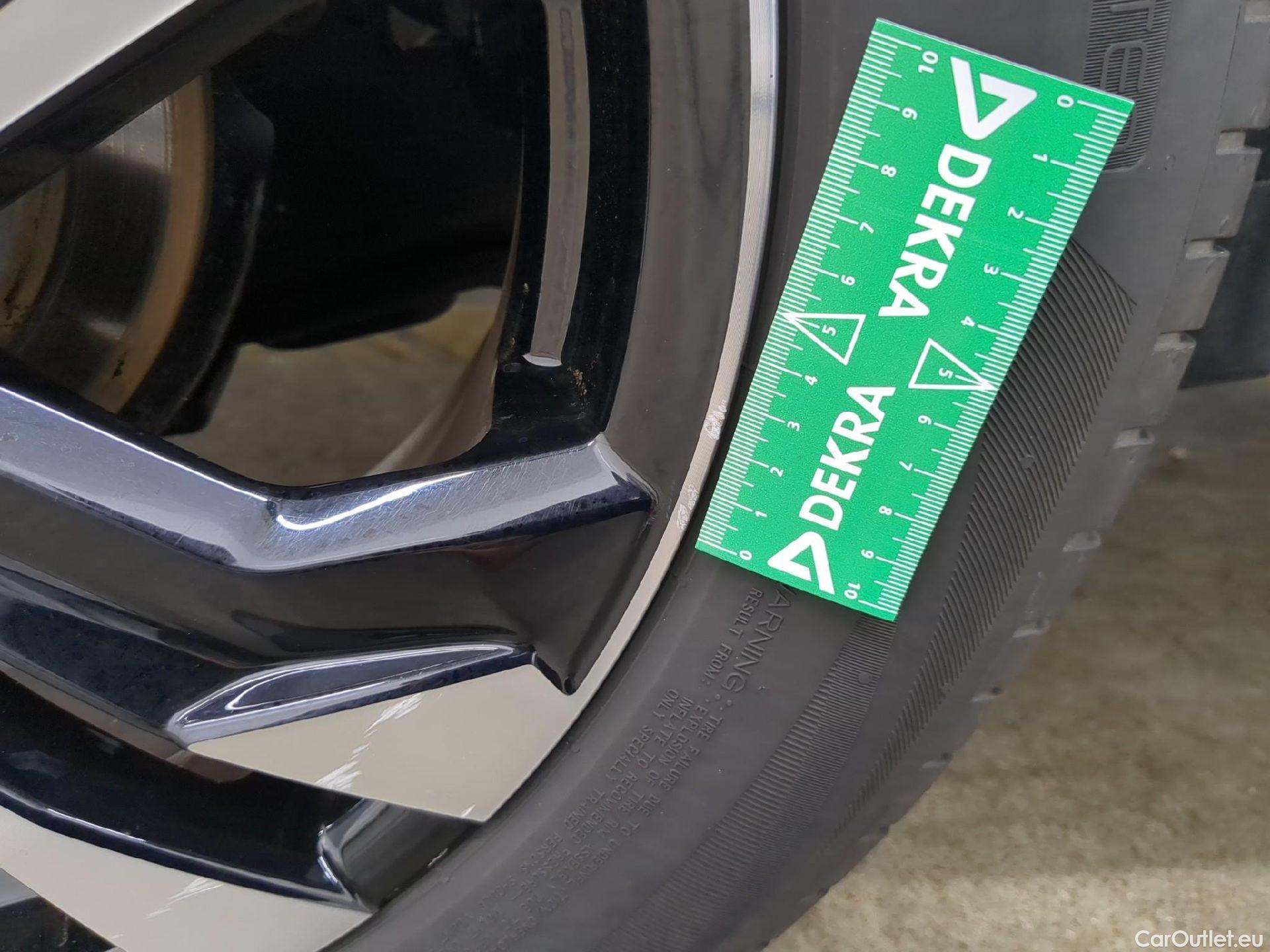  Peugeot  2008  Allure Business 1.5 HDi 110CV BVM6 E6d #15