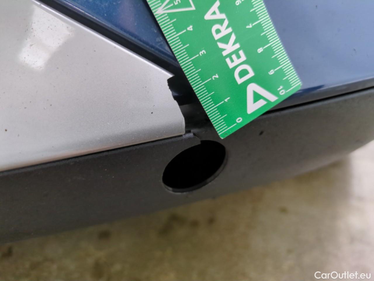  Peugeot  3008  Allure Pack 1.5 HDi 130CV BVA8 E6d #25