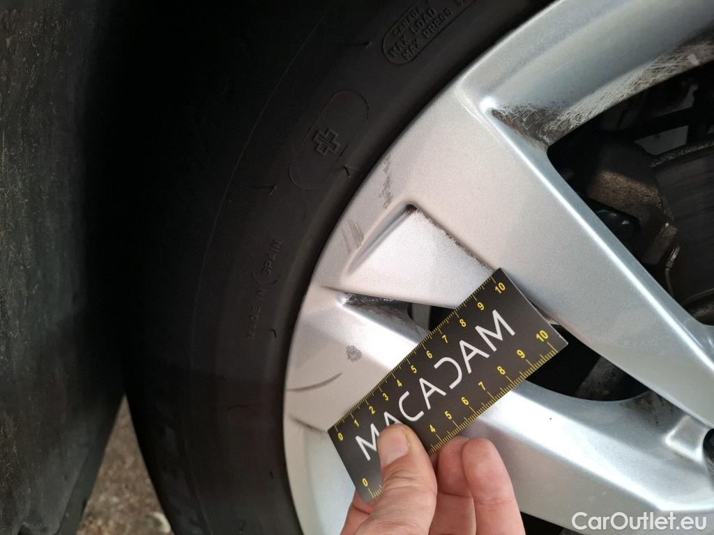  Peugeot  5008  Active Business 1.2 PureTech 130CV BVA8 E6dT #20