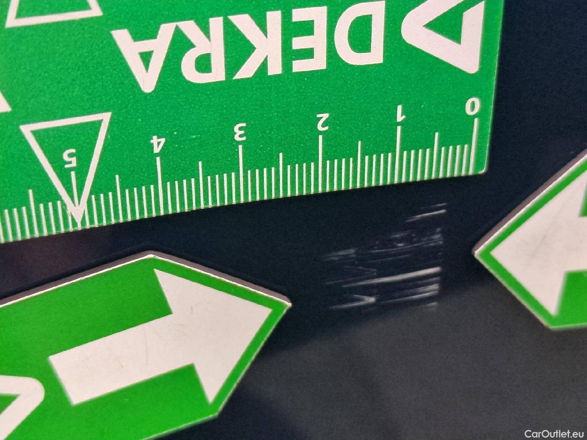  Peugeot  3008  Allure Pack 1.5 HDi 130CV BVA8 E6d #32