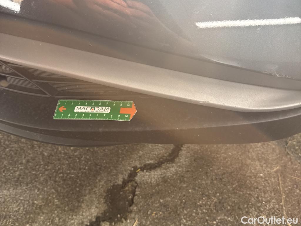  Hyundai  Tucson HYUNDAI  / 2020 / 5P / SUV 1.6 PHEV 265 HTRAC BUSINESS 4WD AUTO #9