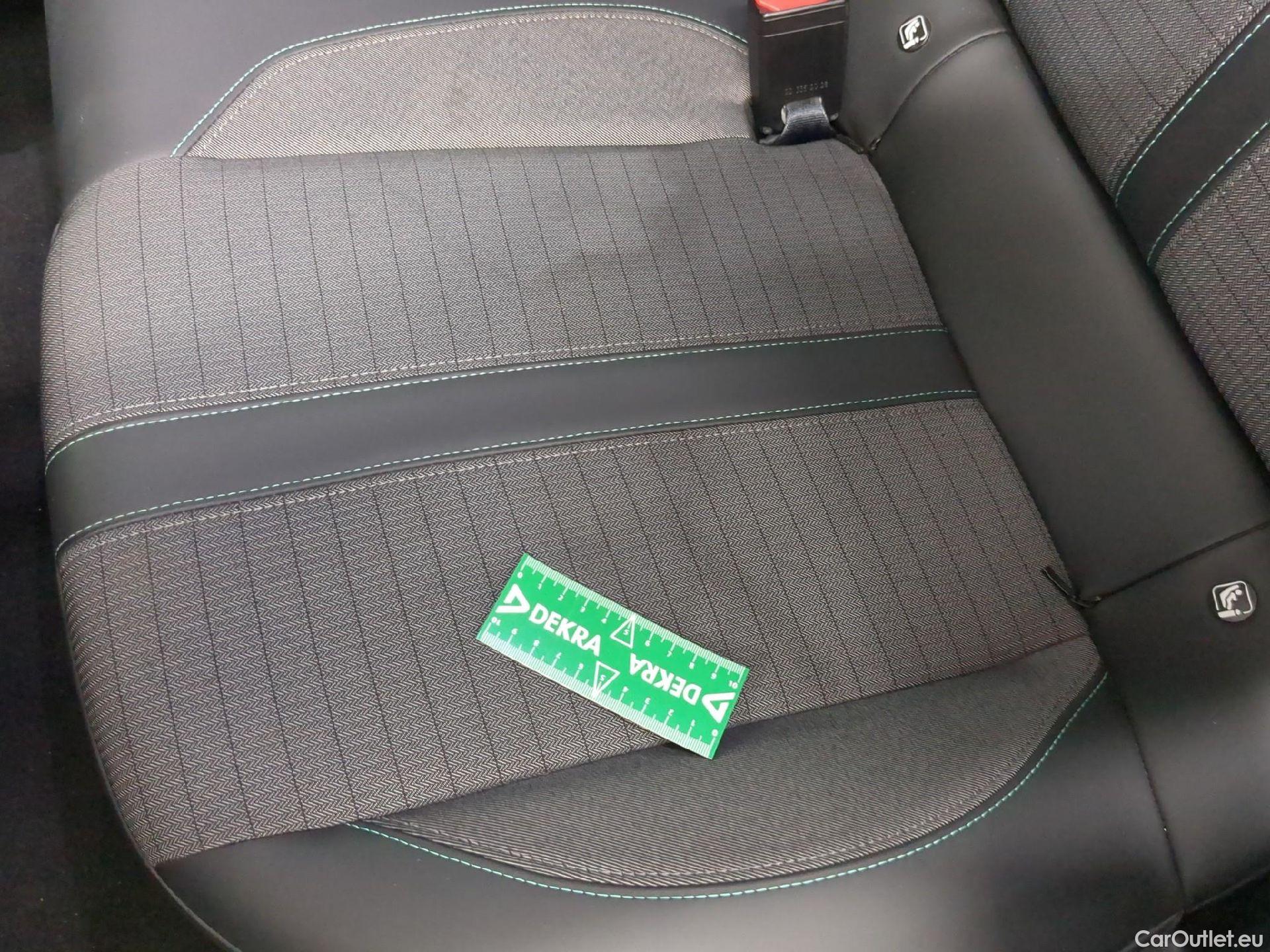  Peugeot  2008  Allure Business 1.5 HDi 110CV BVM6 E6d #9