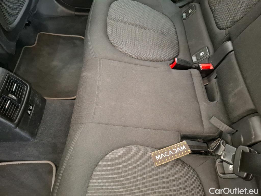  Bmw  X2 Série  sDrive 18i Lounge 1.5 135CV BVM6 E6d #25