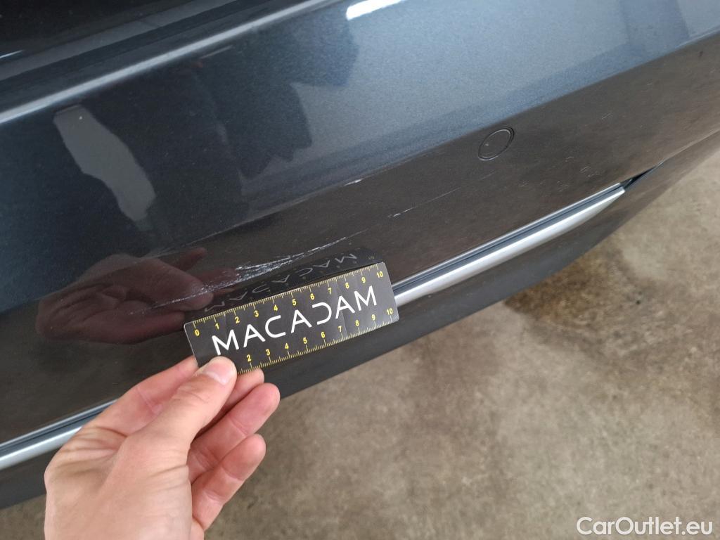  Bmw  Serie 1 Série 1 Berline 118 i Luxury 1.5 140CV BVA7 E6dT #9