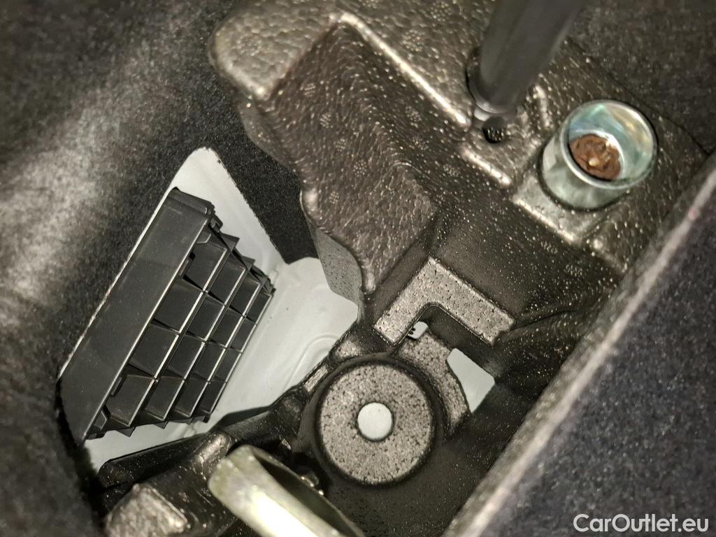  Bmw  X2 Série  sDrive 18i Lounge 1.5 135CV BVM6 E6d #1