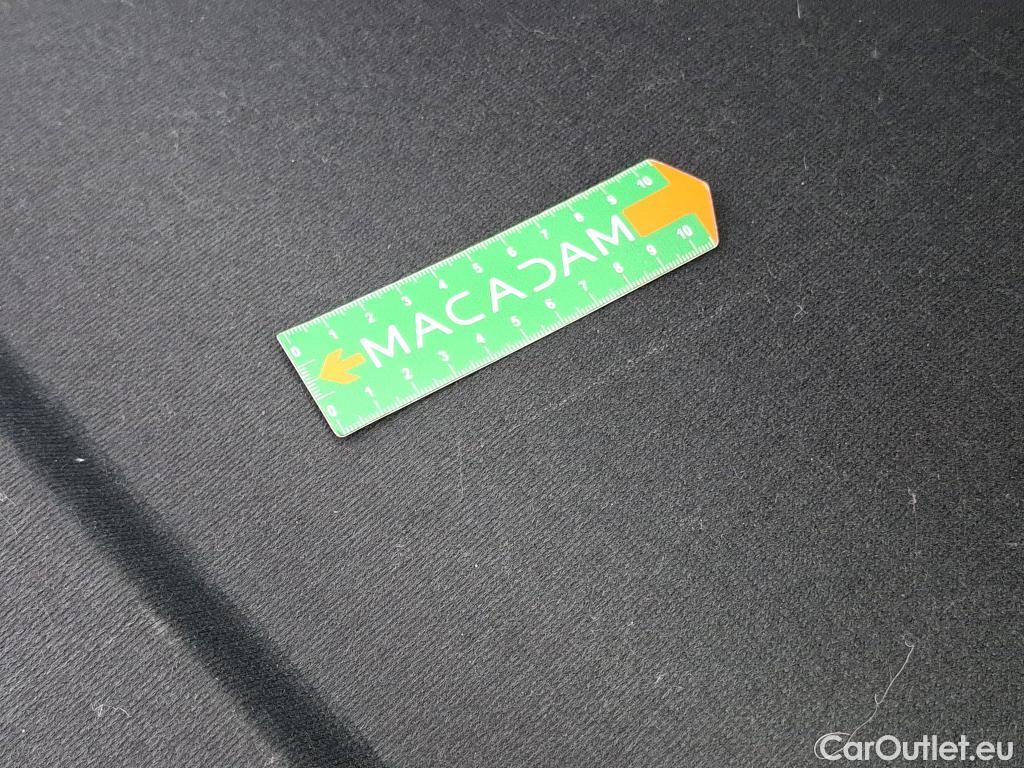  Bmw  Serie 1 BMW Série 1 / 2019 / 5P / Berline 116i DKG7 Business Design #12