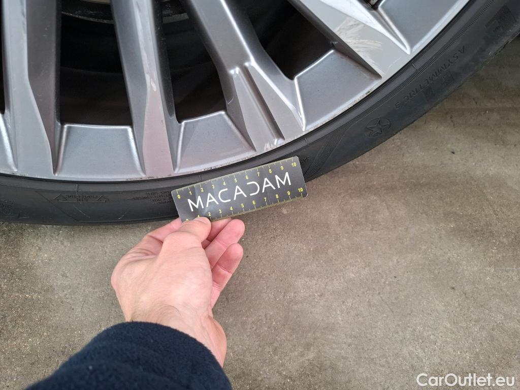  Bmw  Serie 1 Série 1 Berline 118 i Luxury 1.5 140CV BVA7 E6dT #21