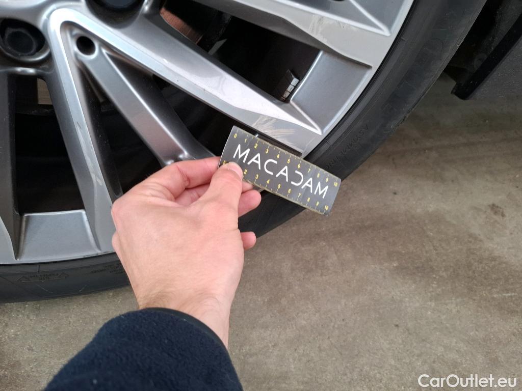  Bmw  Serie 1 Série 1 Berline 118 i Luxury 1.5 140CV BVA7 E6dT #22