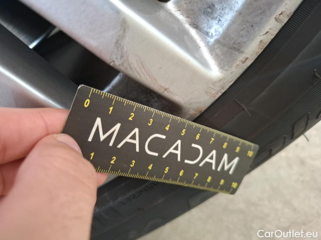  Audi  Q3 AUDI  / 2018 / 5P / SUV 45 TFSI E 245 S TRONIC BUSINESS LINE #20