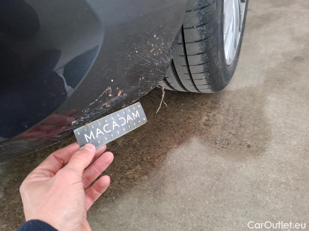  Bmw  Serie 1 Série 1 Berline 118 i Luxury 1.5 140CV BVA7 E6dT #12