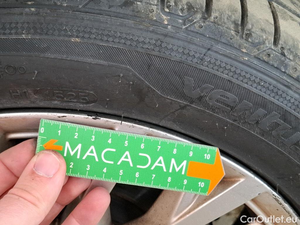  Fiat  500 FIAT C  2015  2P  Cabriolet Hybrid 1 0 BSG 70 ch Dolcevita #33