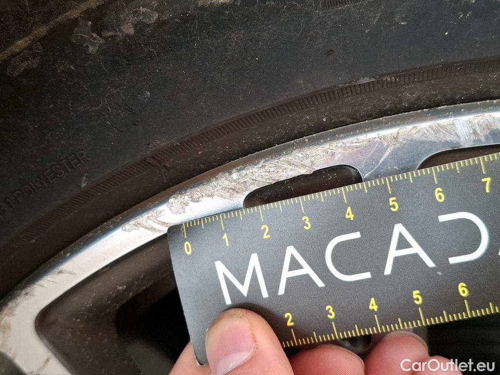  Fiat  500 FIAT  / 2015 / 3P / Berline Hybrid 1.0 BSG 70 ch Dolcevita Plus #38