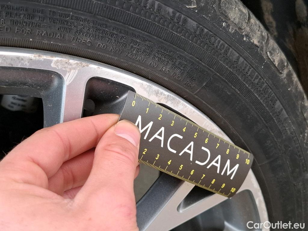  Fiat  500 FIAT  / 2015 / 3P / Berline Hybrid 1.0 BSG 70 ch Dolcevita Plus #29