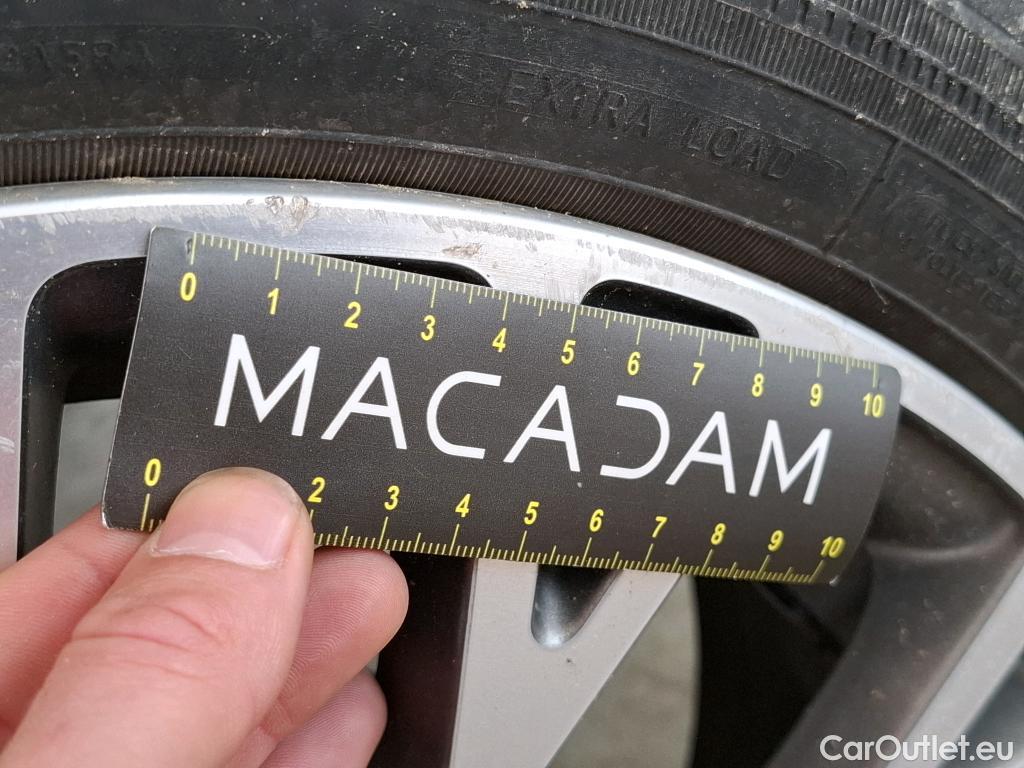  Fiat  500 FIAT  / 2015 / 3P / Berline Hybrid 1.0 BSG 70 ch Dolcevita Plus #26