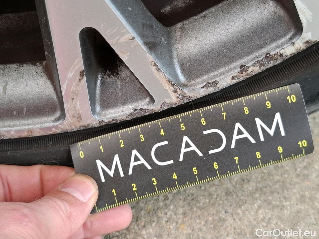  Fiat  500 FIAT  / 2015 / 3P / Berline Hybrid 1.0 BSG 70 ch Dolcevita Plus #18