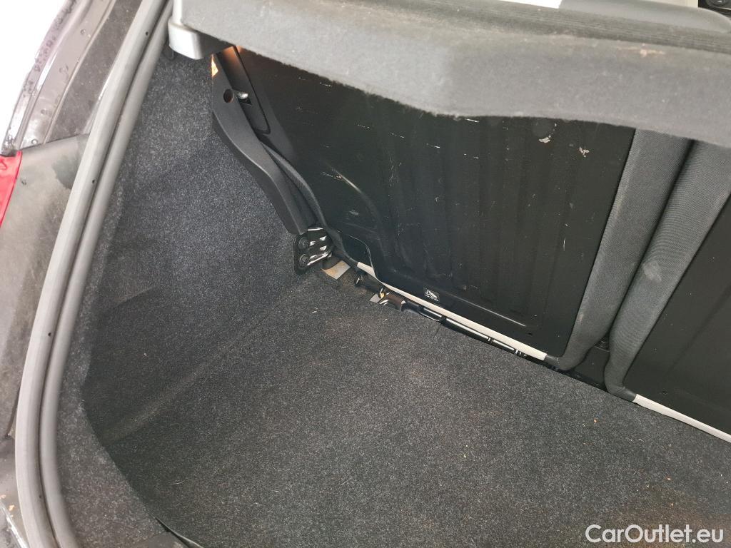  Fiat  500 FIAT  / 2015 / 3P / Berline Hybrid 1.0 BSG 70 ch Dolcevita Plus #52