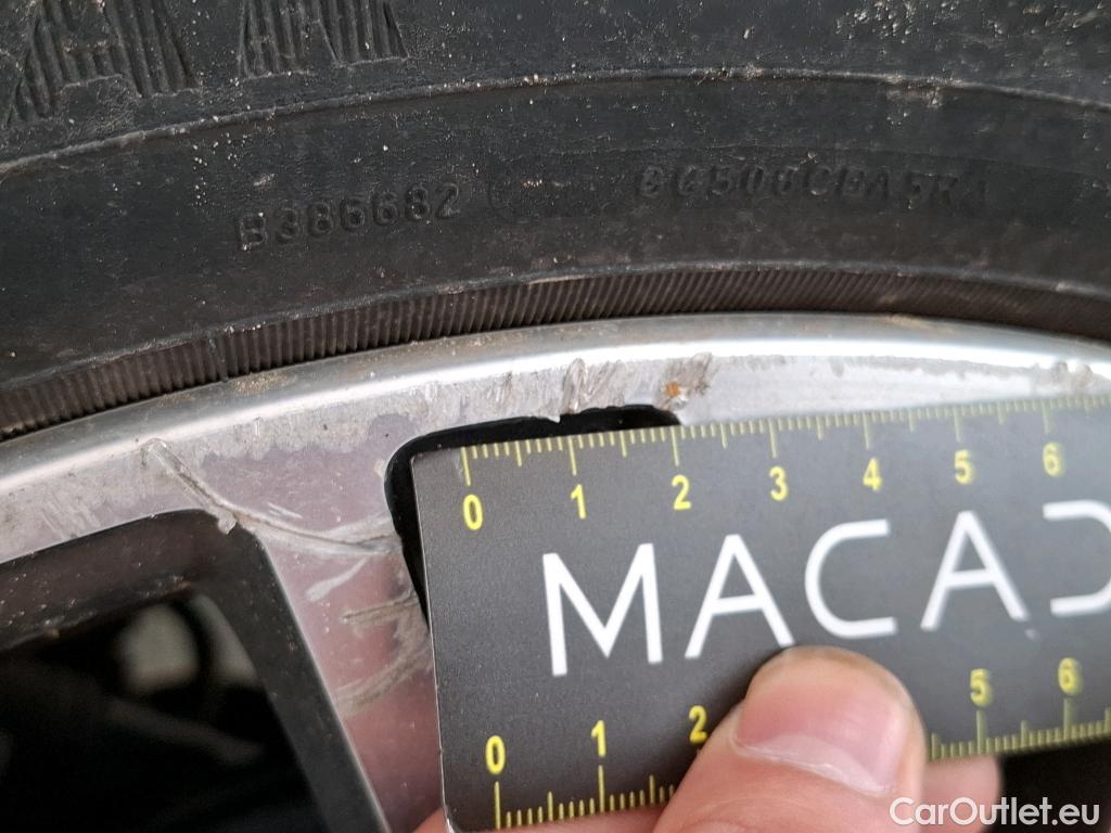  Fiat  500 FIAT  / 2015 / 3P / Berline Hybrid 1.0 BSG 70 ch Dolcevita Plus #21