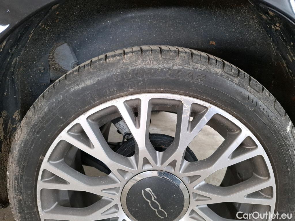  Fiat  500 FIAT  / 2015 / 3P / Berline Hybrid 1.0 BSG 70 ch Dolcevita Plus #47