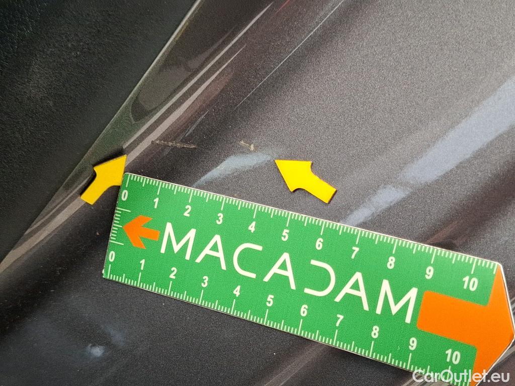  Mercedes  GLA MERCEDES-BENZ  / 2020 / 5P / SUV 1.3  250 e AMG LINE DCT #55