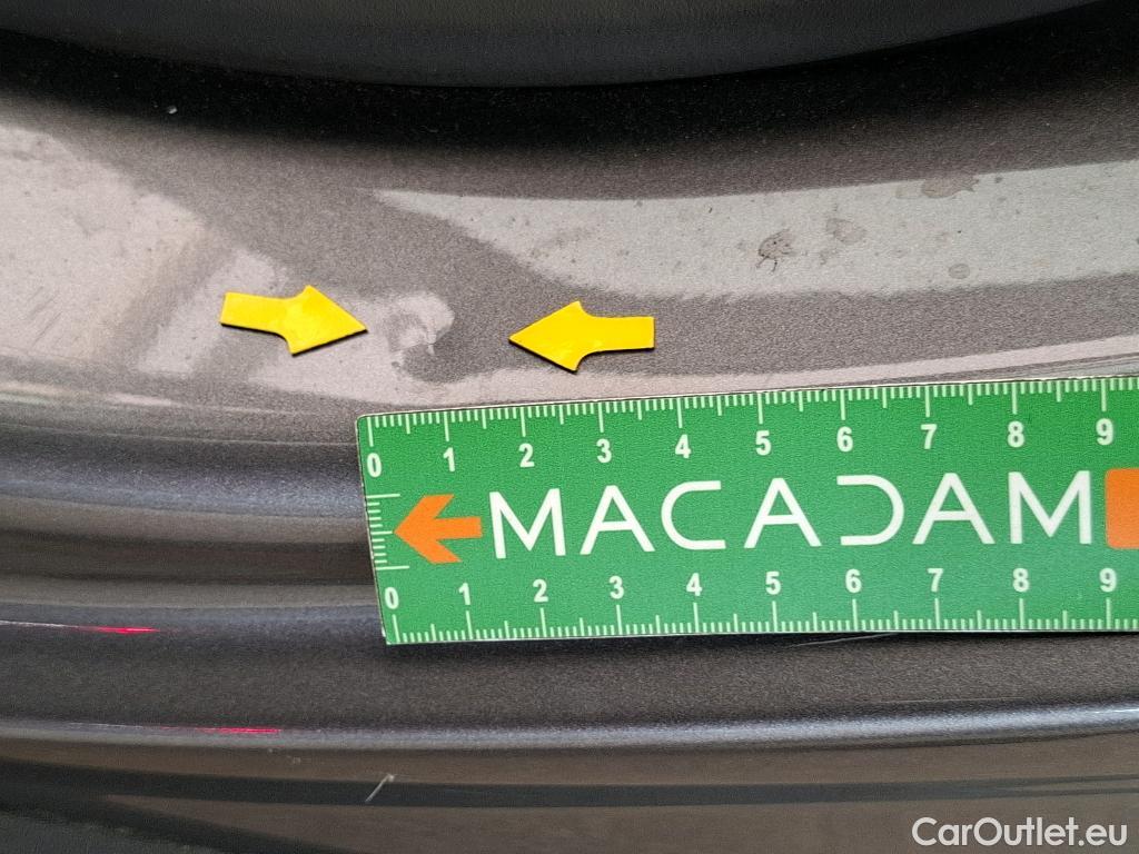  Mercedes  GLA MERCEDES-BENZ  / 2020 / 5P / SUV 1.3  250 e AMG LINE DCT #60